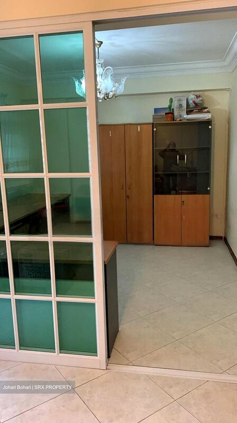 Blk 161 Yung Ping Road (Jurong West), HDB Executive #550389661